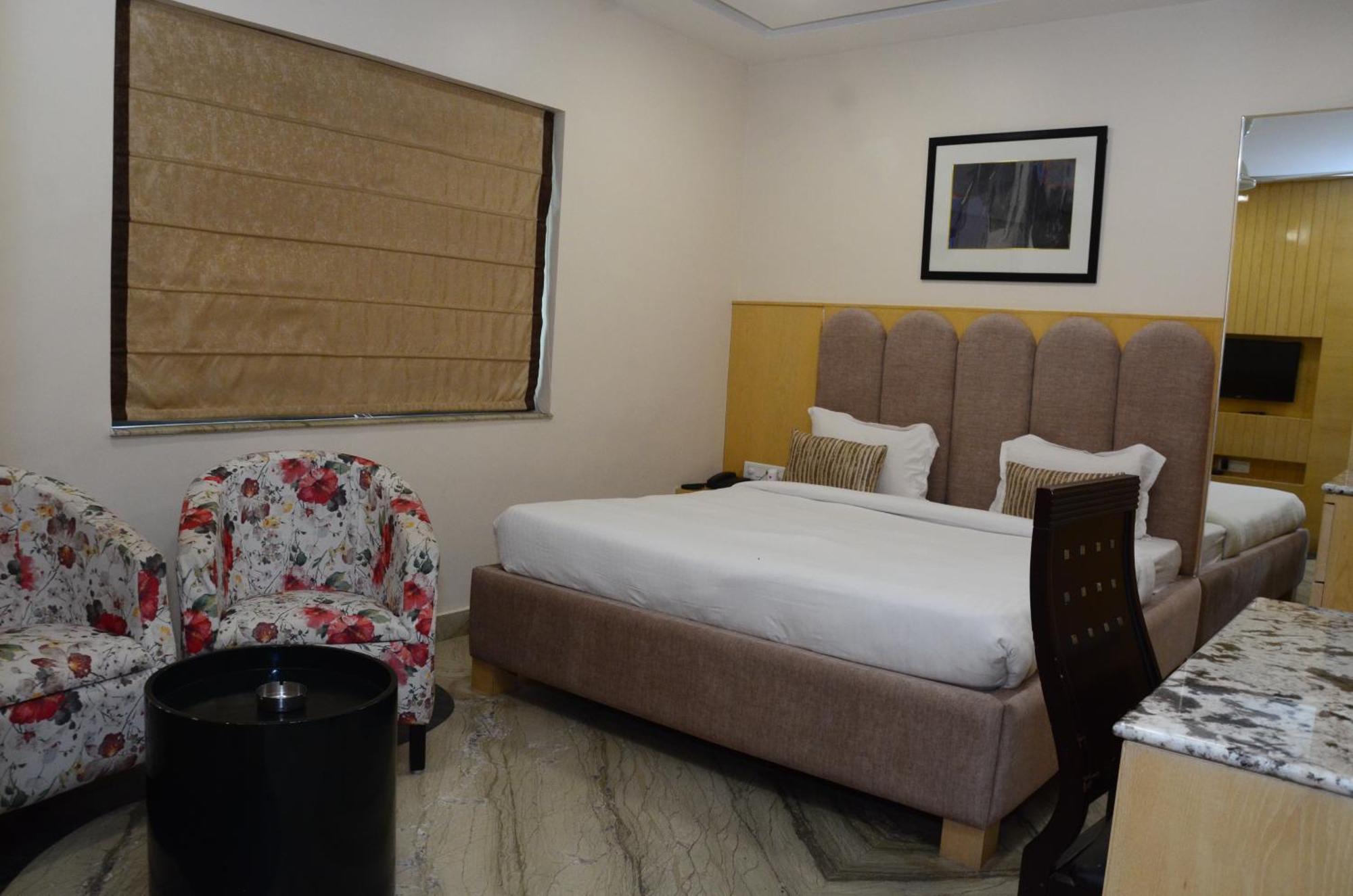 Crytsal Residency Hotel Ranchi Exterior foto